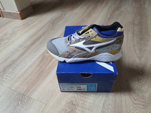 Mizuno mondo control sneaker - mondo,